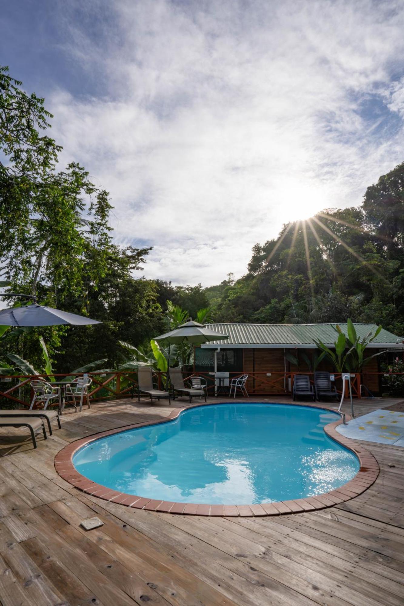 Hotel Pirate Cove Drakes Bay Exterior foto