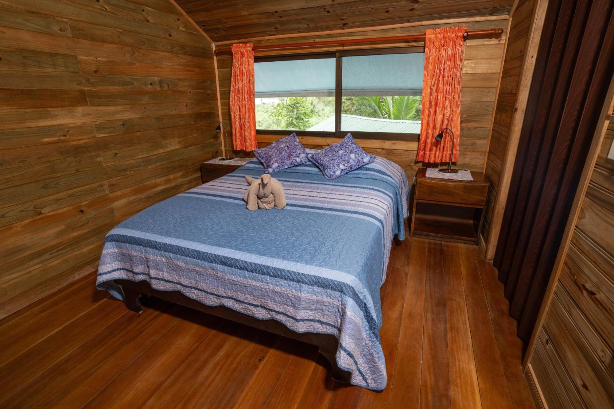 Hotel Pirate Cove Drakes Bay Exterior foto